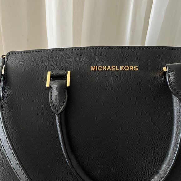 Michael Kors Purse - Picture 3 of 9